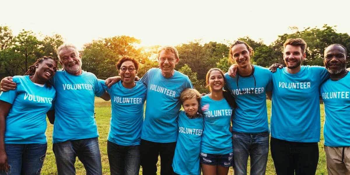 give-back-volunteer-image-1